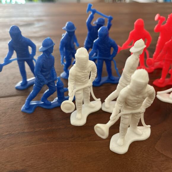 Vintage Tim Mee Plastic Firemen Red, White & Blue Lot of 14 - Picture 2 of 7